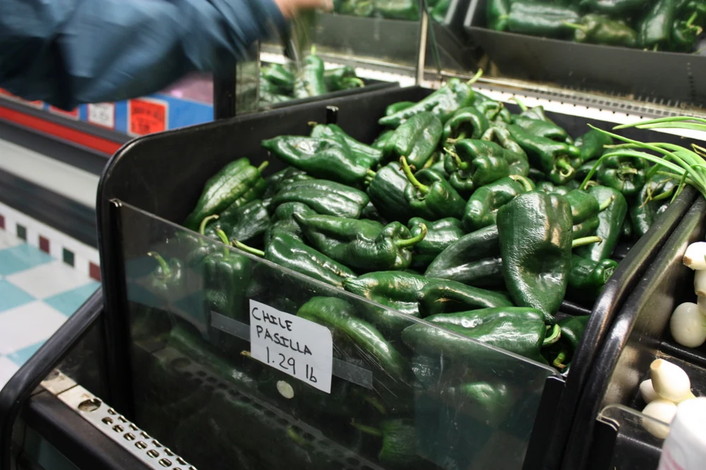 Pasilla de Oaxaca Hot Peppers