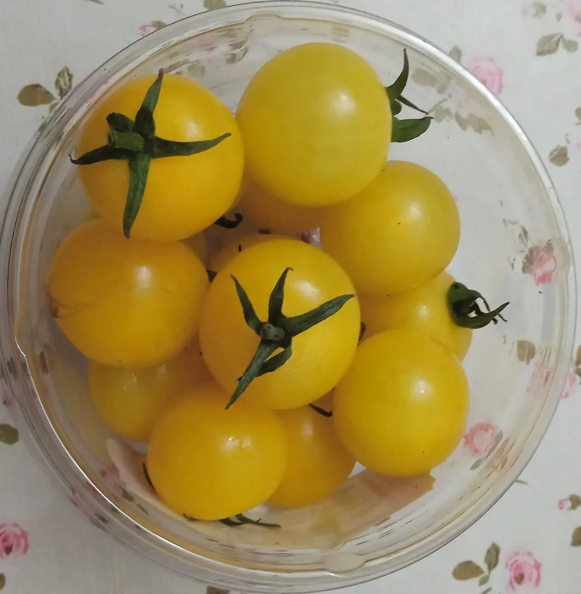 White Cherry Tomatoes